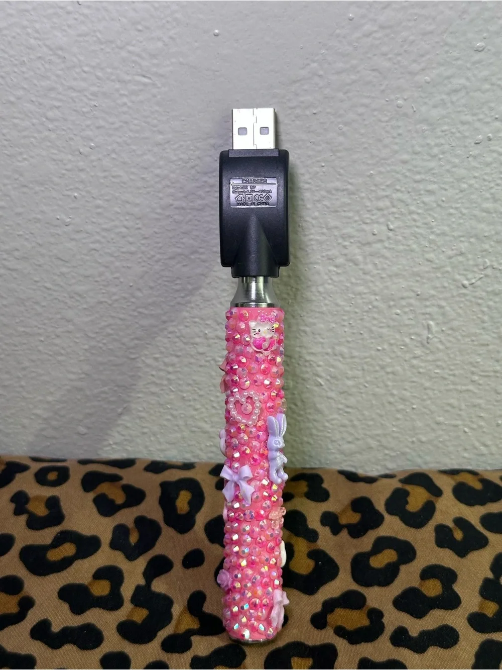 Pink Pearl Hearts — 1100mAh Pen Charger